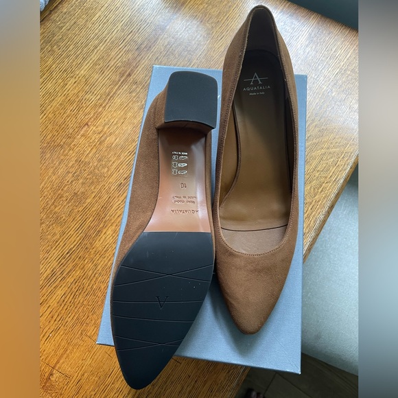 Aquatalia Phoebe Suede Heel - Picture 6 of 6